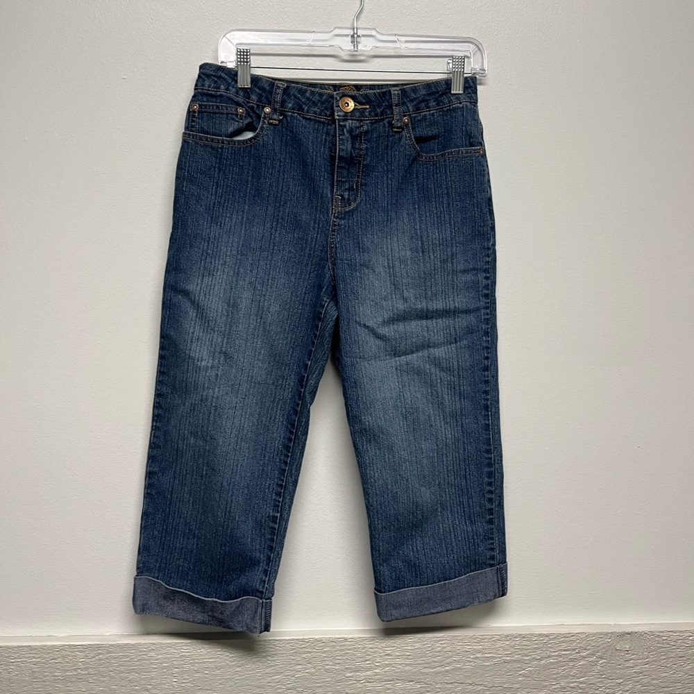 Classic Vintage Blue Women's Capri Jeans
